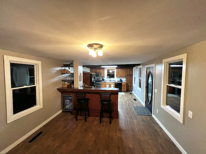 252 Windsor St - Photo 6 of 20