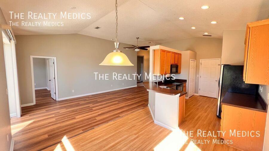 5312 Coquina Shores Ln - Photo 4 of 31