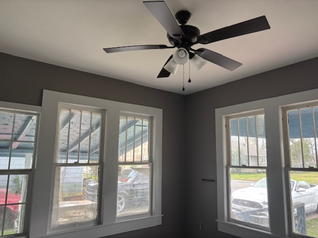 2728 9th St - Photo 7 of 14