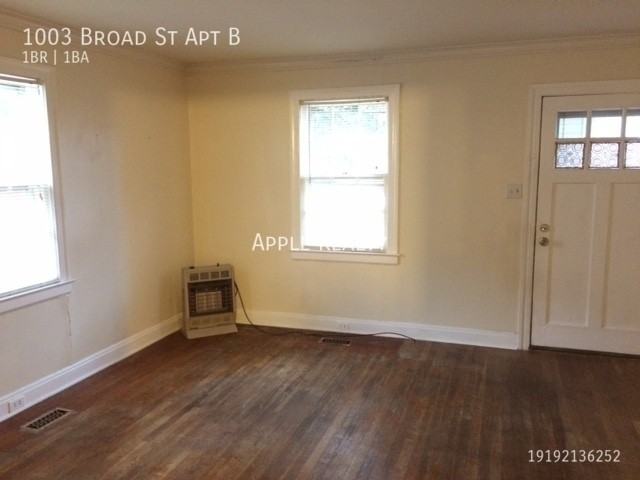 1003 Broad St Apt B #b - Photo 4 of 8