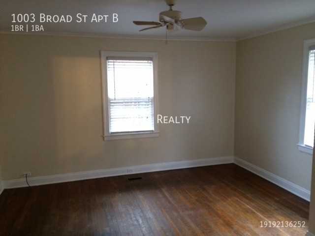 1003 Broad St Apt B #b - Photo 6 of 8