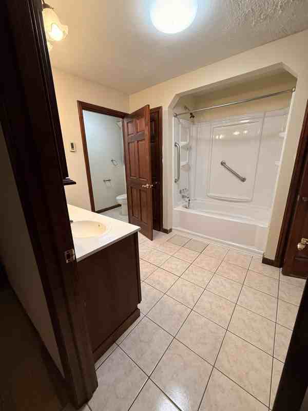 202 Tripoli Rd - Photo 5 of 20