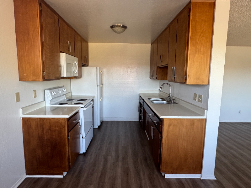 121 Yorkshire Ct #D - Photo 4 of 5