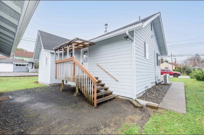 3314 Sherman Ave - Photo 5 of 19