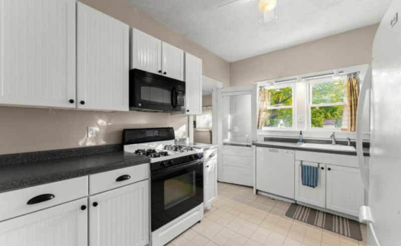 312 Avondale Ave - Photo 7 of 10