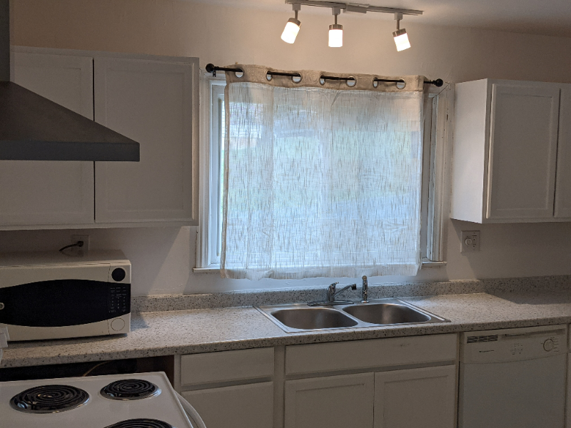 1001 E Main St #2 - Photo 2 of 16