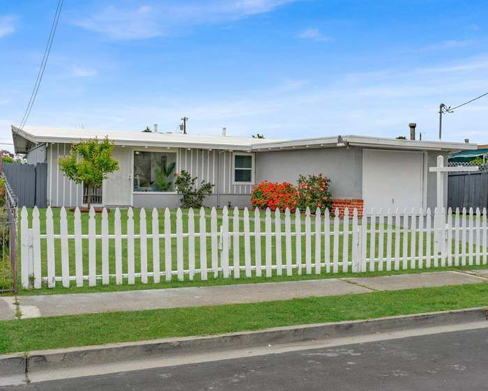 27837 Ormond Ave - Photo 7 of 18