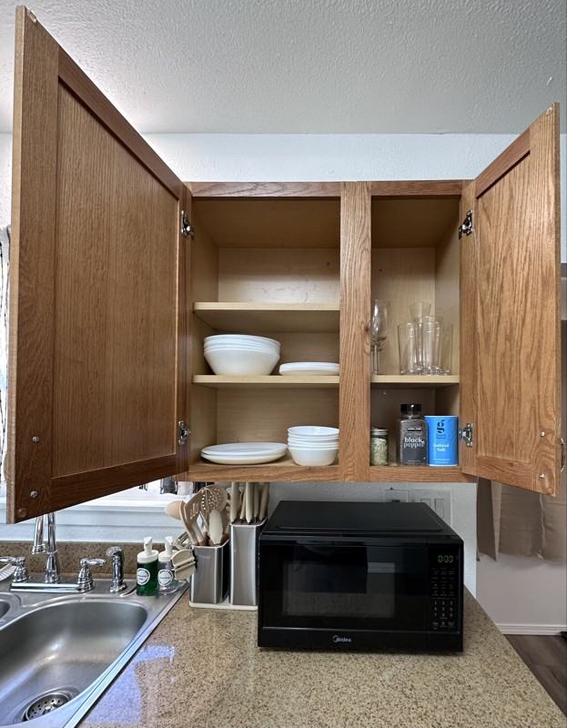 3309 S Proctor St - Photo 3 of 14