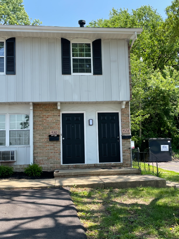 428 Sheraton Dr Nw #428 - Photo 3 of 8