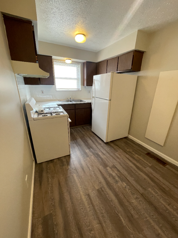 428 Sheraton Dr Nw #428 - Photo 4 of 8