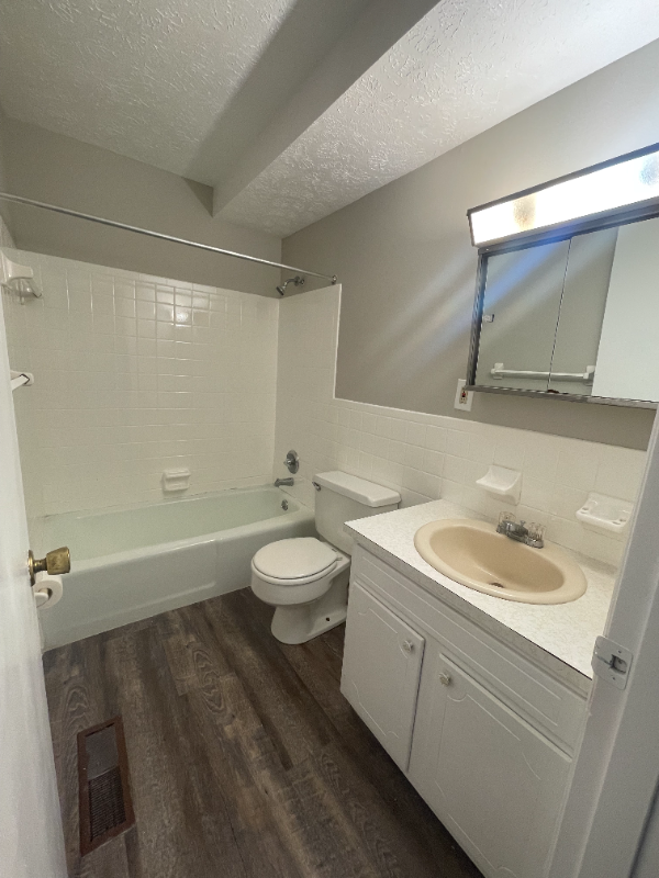428 Sheraton Dr Nw #428 - Photo 5 of 8