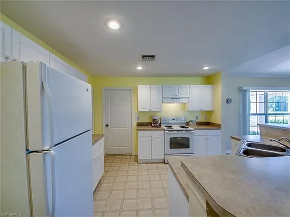 3610 Ne 12th Ct - Photo 5 of 11