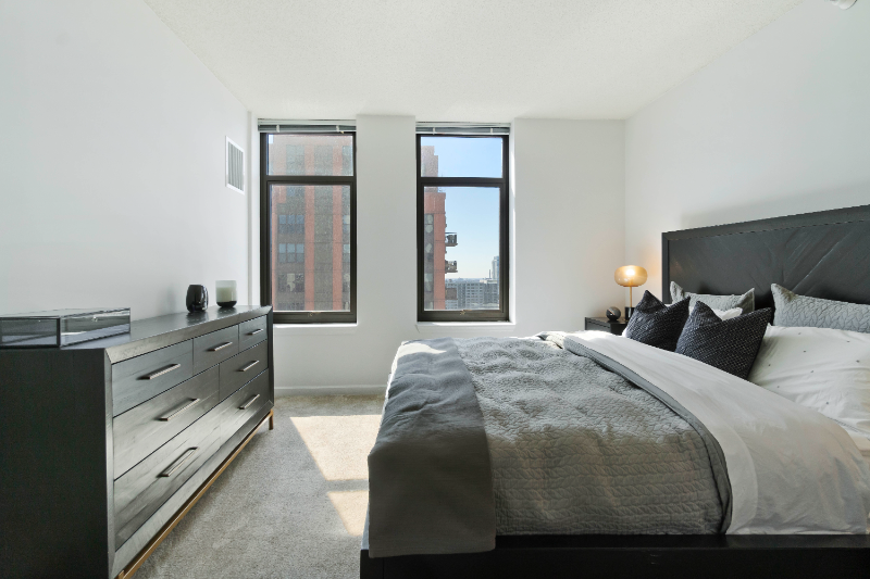 357 N Desplaines St - Photo 6 of 19