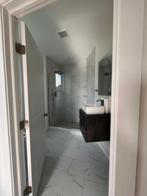 1641 N Newkirk St - Photo 4 of 13