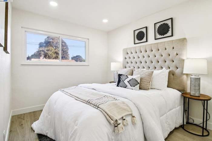 35593 Cleremont Dr - Photo 2 of 19