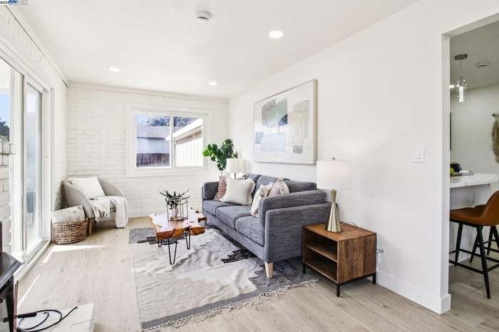 35593 Cleremont Dr - Photo 6 of 19