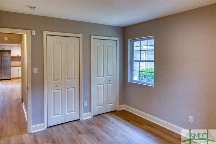 5221 Habersham St - Photo 5 of 13