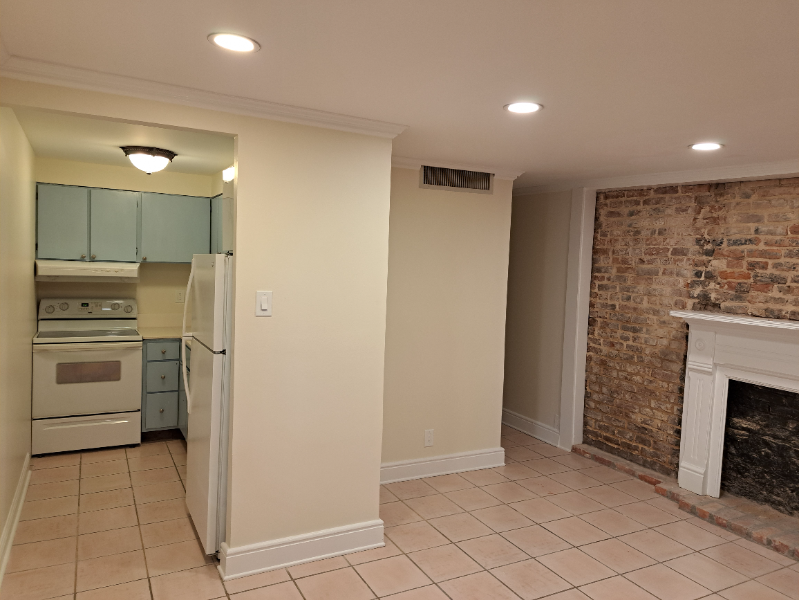 617 Dauphine St #9 - Photo 4 of 20