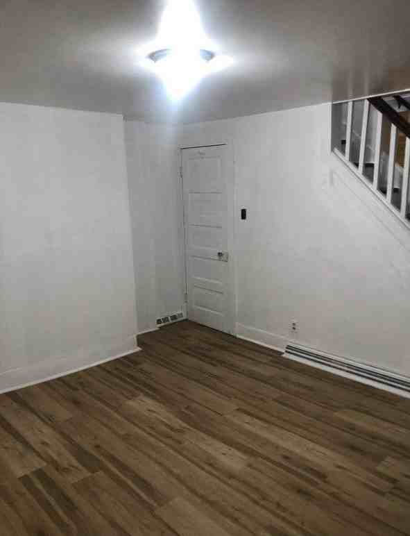 618 Centre St - Photo 2 of 11