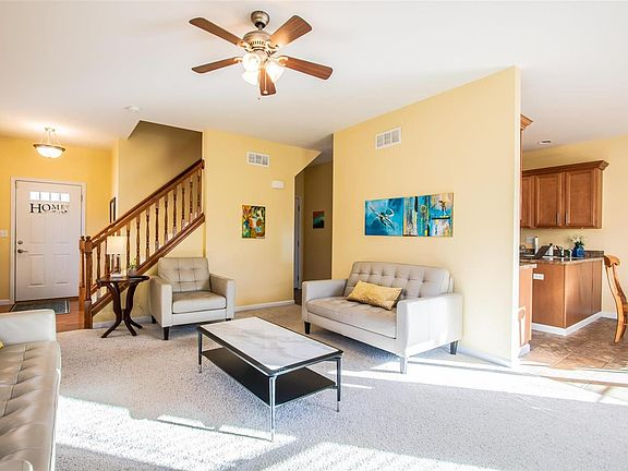 320 Willott Square Dr - Photo 4 of 20