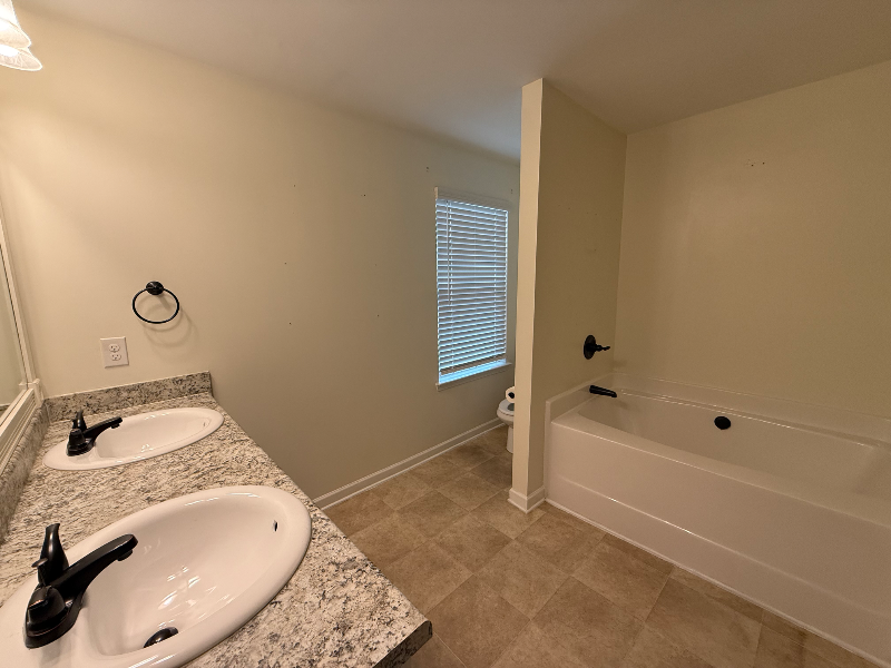 1050 Mcconaughy Ct - Photo 6 of 20