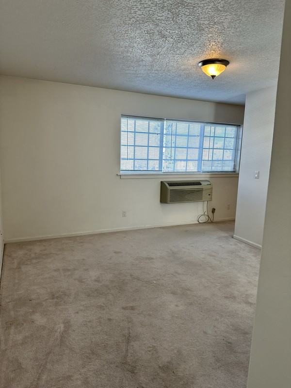 282 Ne 4th St - Photo 6 of 10