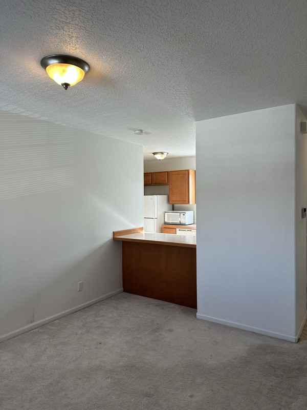 282 Ne 4th St - Photo 7 of 10