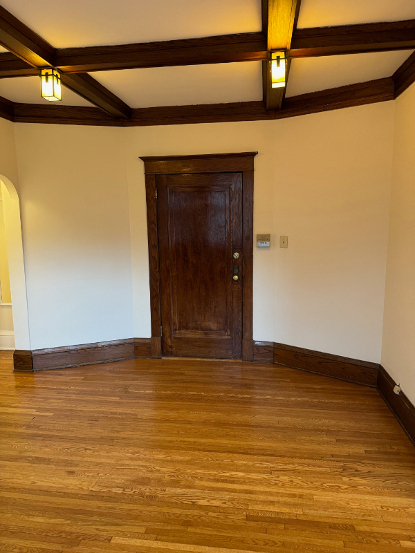 1049 Goodrich Ave #8 - Photo 2 of 13