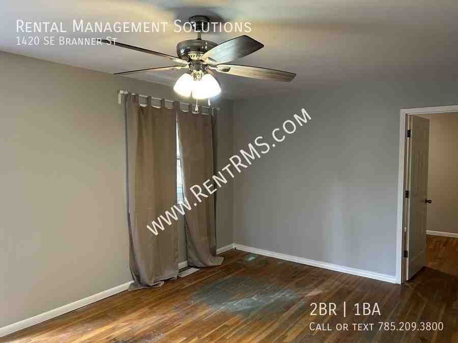 1420 Se Branner St - Photo 2 of 12