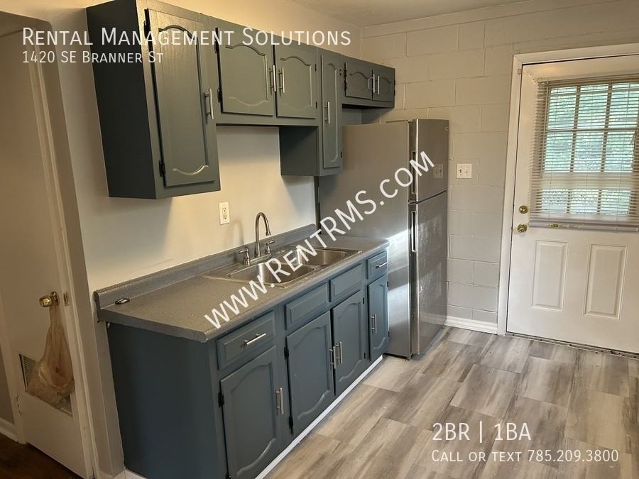 1420 Se Branner St - Photo 4 of 12