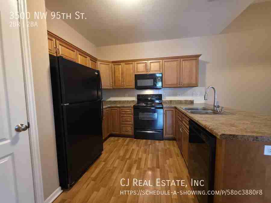 3500 Nw 95th St - Photo 2 of 11