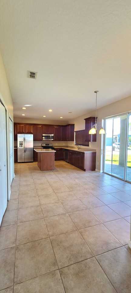 2550 Barwick St #NA - Photo 2 of 14