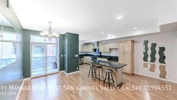 featured image of 11622 Oxnard St