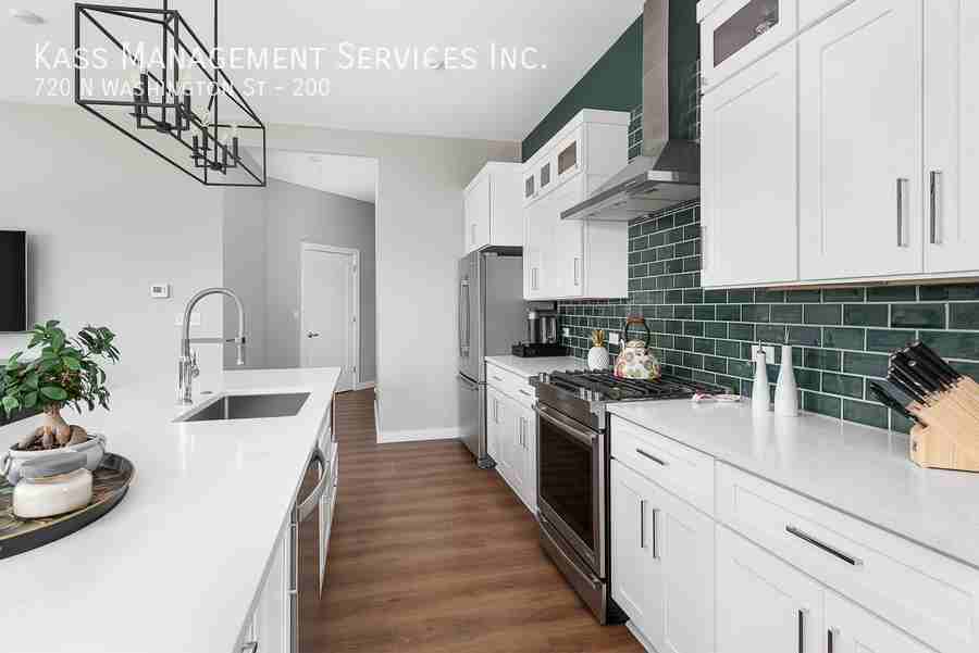 720 N Washington St #200 - Photo 4 of 14