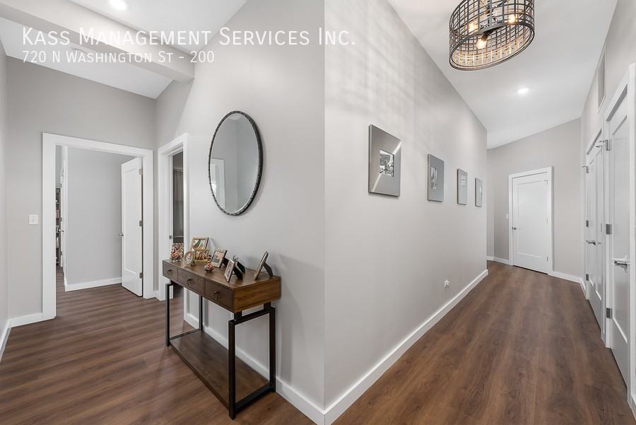 720 N Washington St #200 - Photo 5 of 14