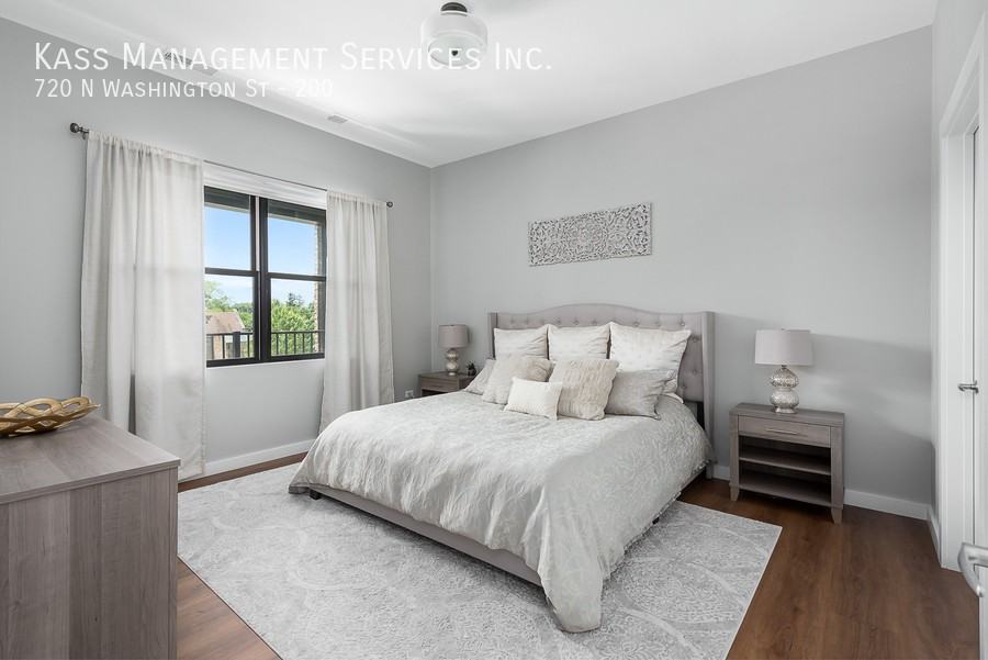 720 N Washington St #200 - Photo 6 of 14