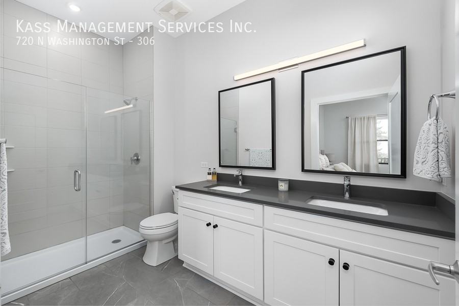 720 N Washington St #306 - Photo 7 of 14