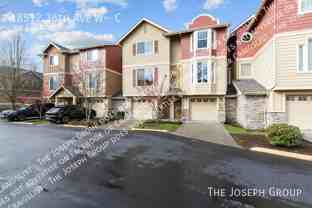 18512 36th Ave W #C - Photo 1 of 1