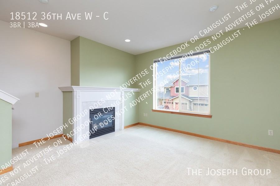 18512 36th Ave W #C - Photo 3 of 38