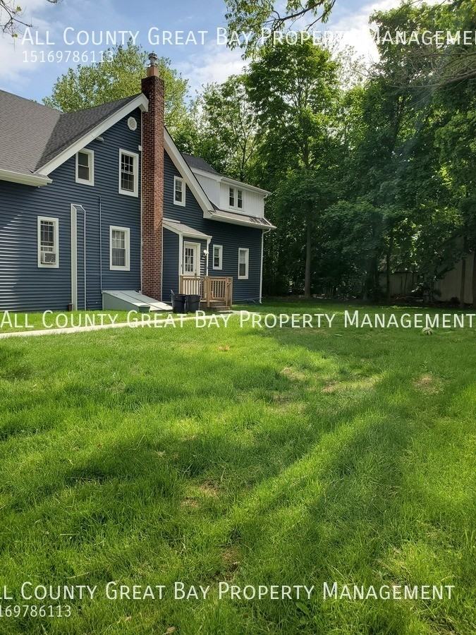 37 Maplewood Rd #3 - Photo 3 of 15