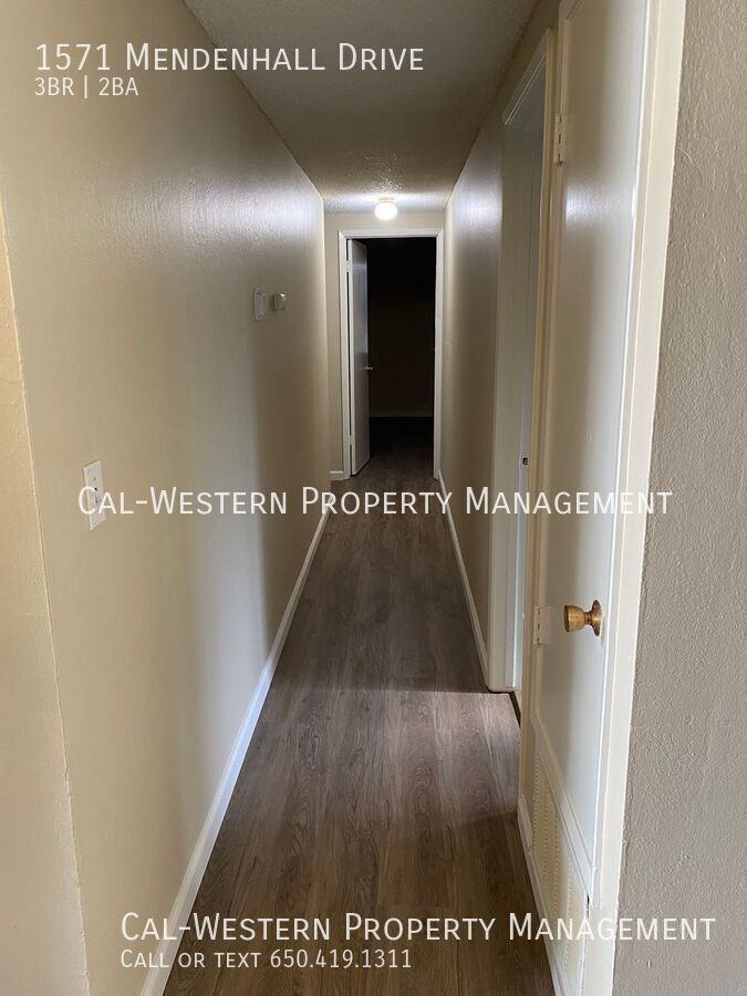 1571 Mendenhall Dr - Photo 3 of 18