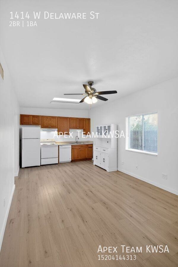 1414 W Delaware St - Photo 5 of 35