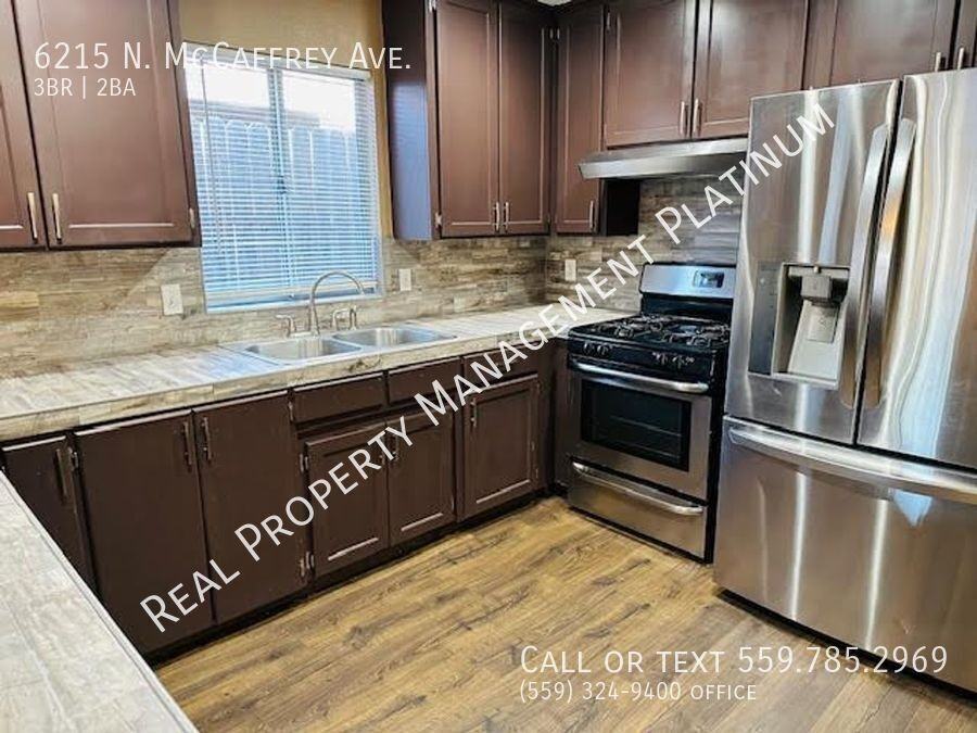 6215 N Mccaffrey Ave - Photo 3 of 16