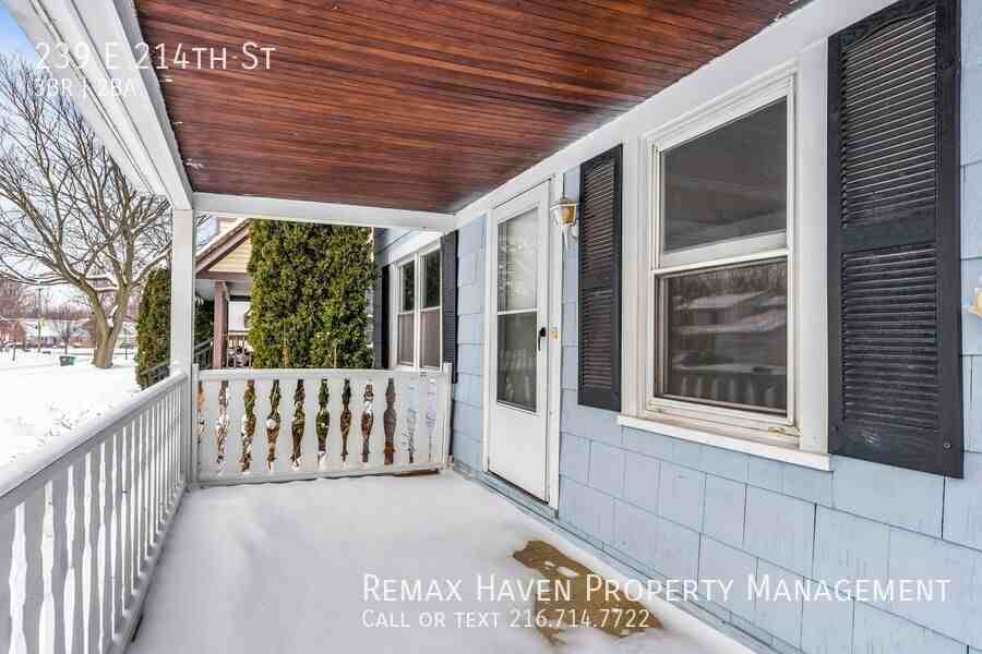 239 E 214th St - Photo 3 of 29