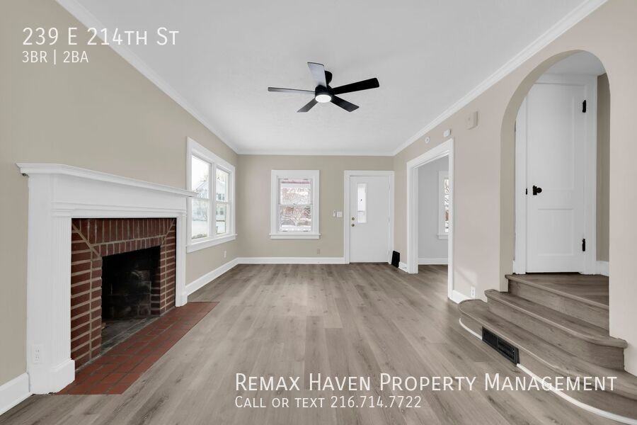 239 E 214th St - Photo 4 of 29