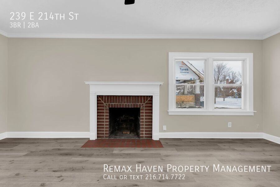 239 E 214th St - Photo 5 of 29