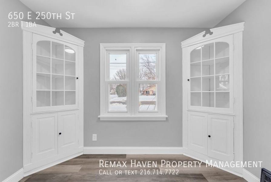 650 E 250th St - Photo 5 of 26