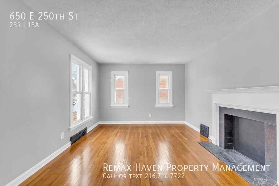 650 E 250th St - Photo 6 of 26
