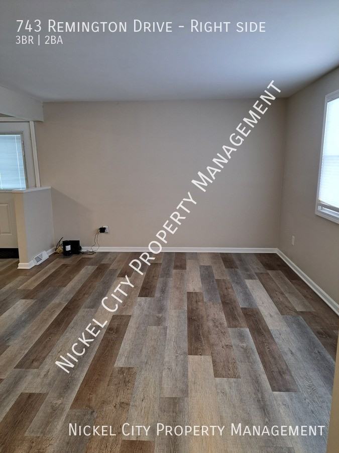 743 Remington Dr - Photo 7 of 21