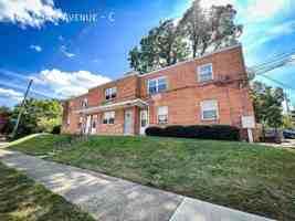 featured image of 405 Alden Ave #C